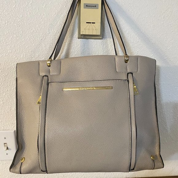 Steve Madden Handbags - Steve Madden Gray Tote